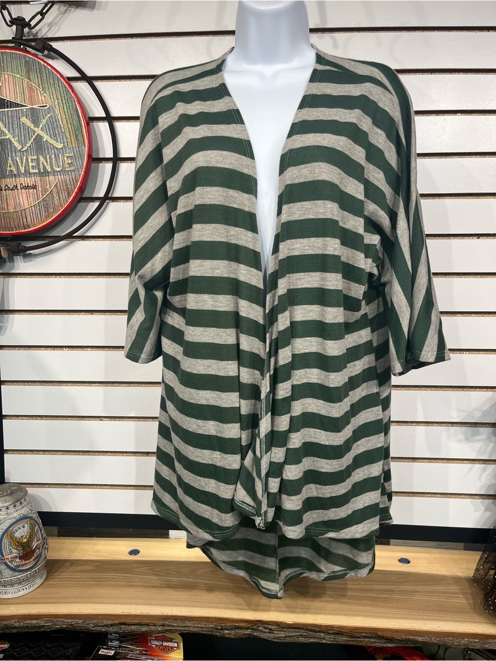 LuLaRoe open front knit top oversized small - Picture 2 of 8